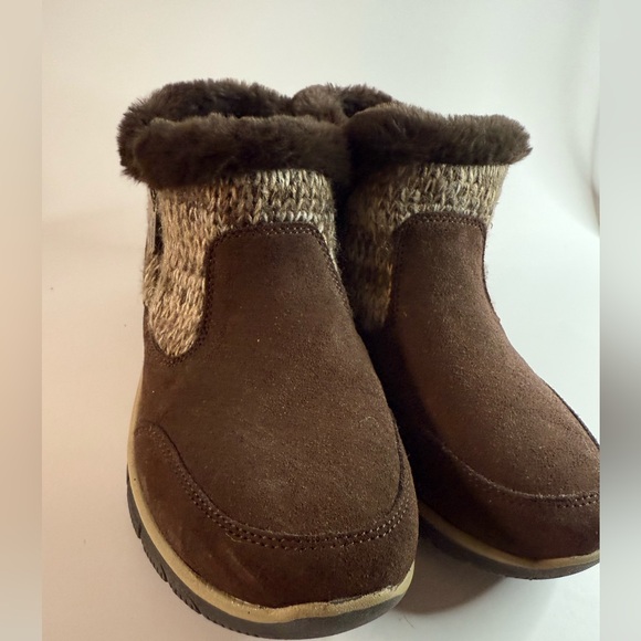 Skechers Brown Ankle Boots - Picture 11 of 11
